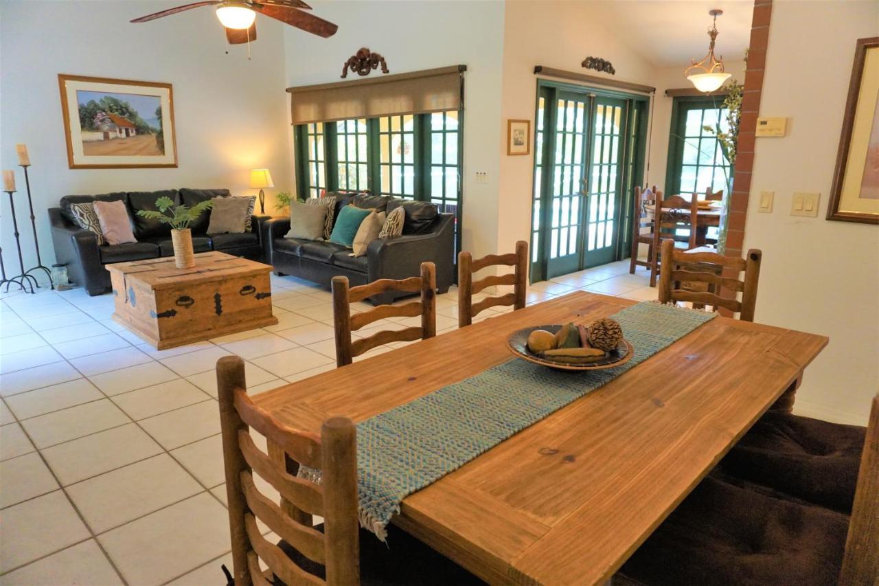 Jupiter Waterfalls - Newly Updated - Tiki Hut, Fire Pit, Kitchen, Pool Heater And More Ngoại thất bức ảnh