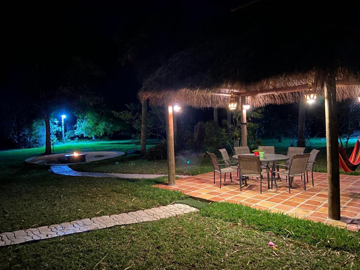 Jupiter Waterfalls - Newly Updated - Tiki Hut, Fire Pit, Kitchen, Pool Heater And More Ngoại thất bức ảnh