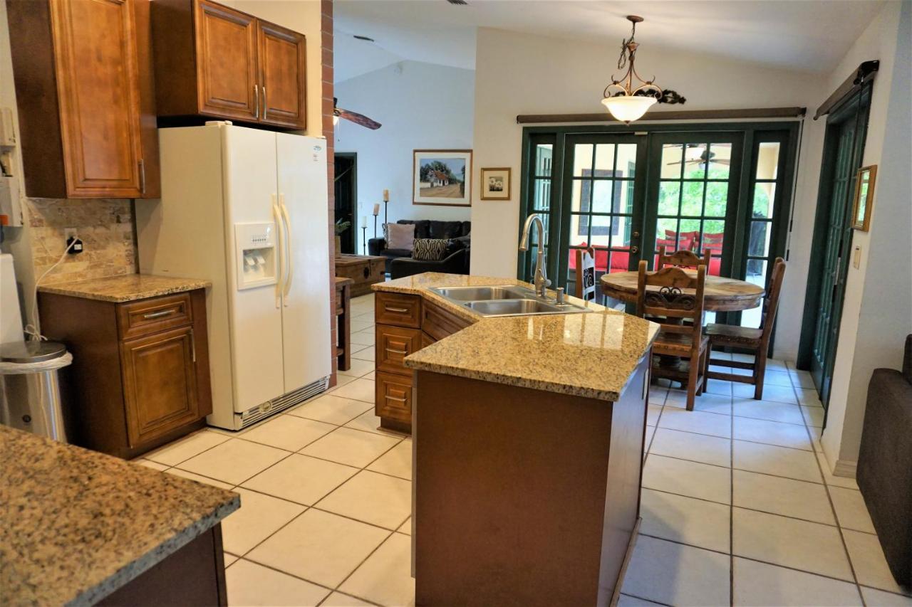 Jupiter Waterfalls - Newly Updated - Tiki Hut, Fire Pit, Kitchen, Pool Heater And More Ngoại thất bức ảnh
