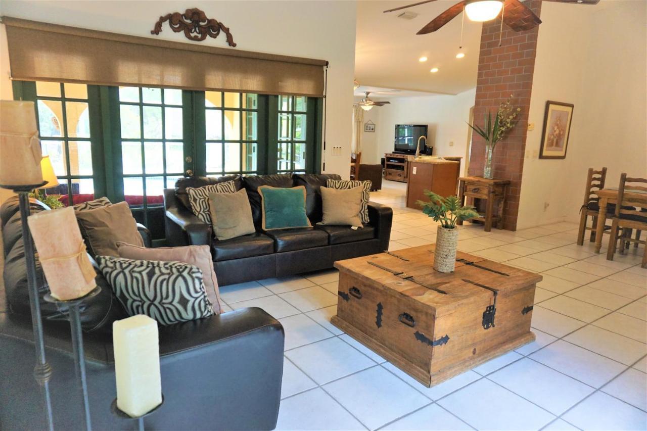 Jupiter Waterfalls - Newly Updated - Tiki Hut, Fire Pit, Kitchen, Pool Heater And More Ngoại thất bức ảnh